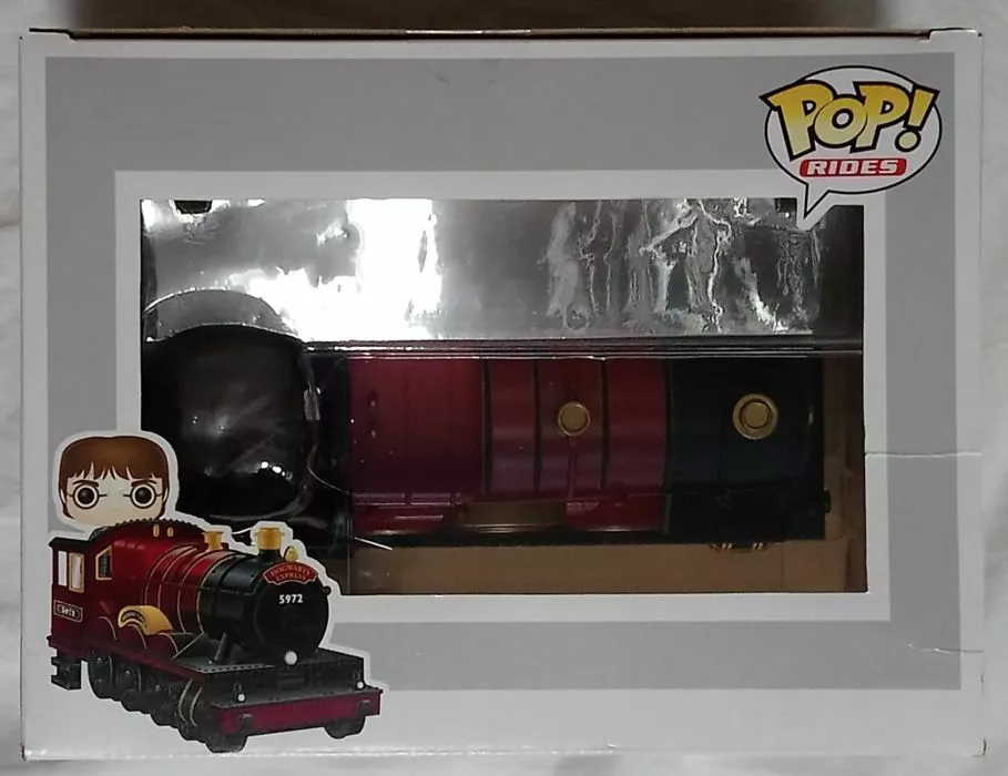 POP! Rides Harry Potter: Hogwarts Express Engine com Harry Potter - Funko