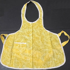 NEW Children's Apron HANDMADE Yellow With Dragonflies 100 Cotton 20in X 15.5in
