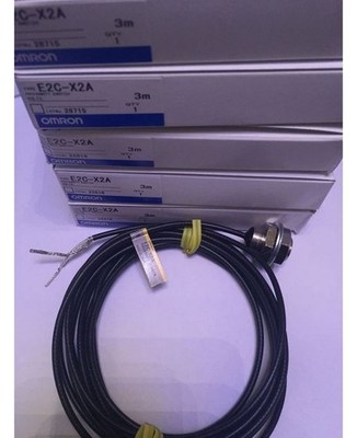 Fst  E2C-X2A E2CX2A 1PC NEW IN BOX   Proximity Switch   *la