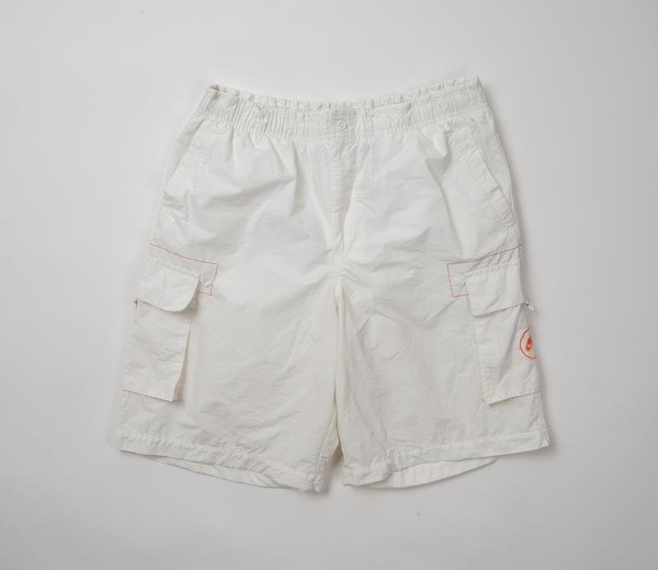 Men Nike Shorts White 33 / L / 48
