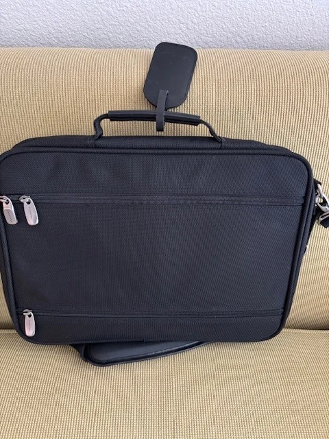 Dakota laptop travel bag - 15 inch inside - Image 2 of 3