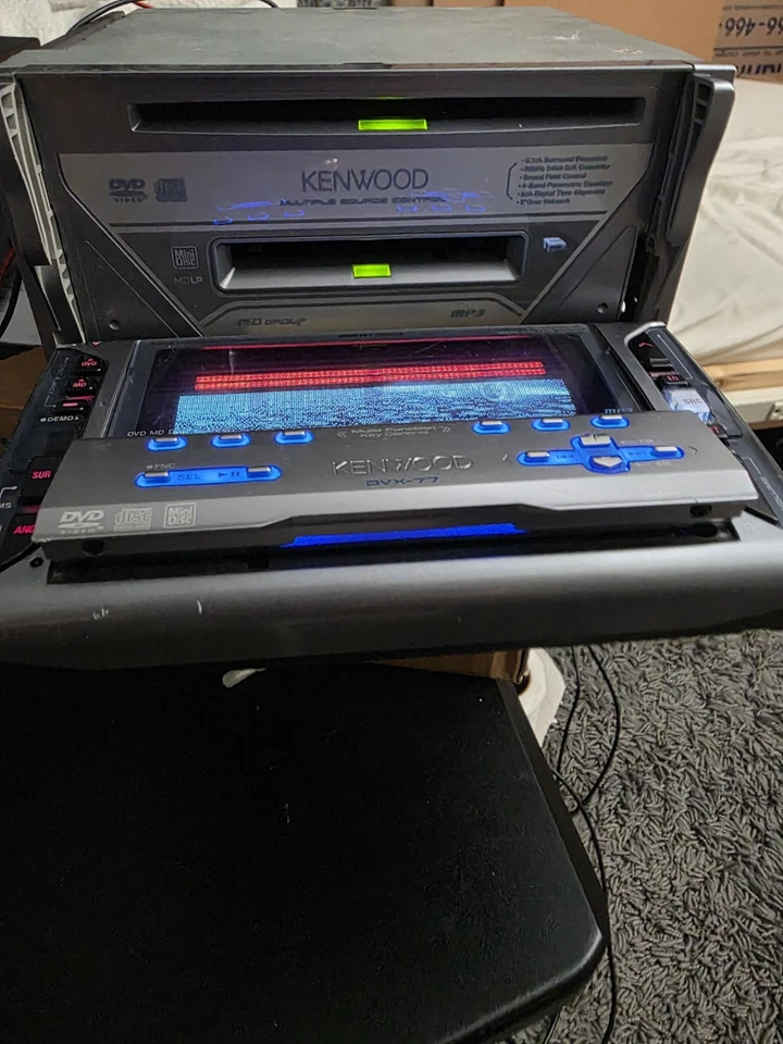 Kenwood DVX-77 Foto 3 de 3