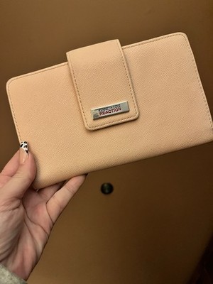Kenneth Cole Reaction Large Light Pink Wallet W/Black &Pink Interior & Mirror