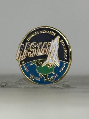 USML-1 Space Shuttle and STS-50 NASA Misssion Pin - Dunbar, Richards, Bowersox,