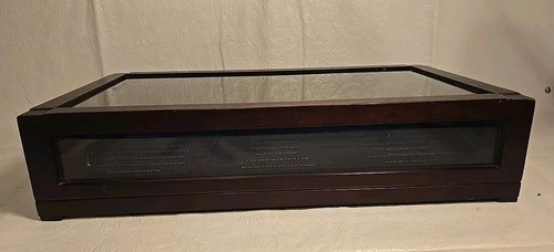 Danbury Mint Collectible Coins of America Wood & Glass Display Viewing Case - Picture 4 of 8