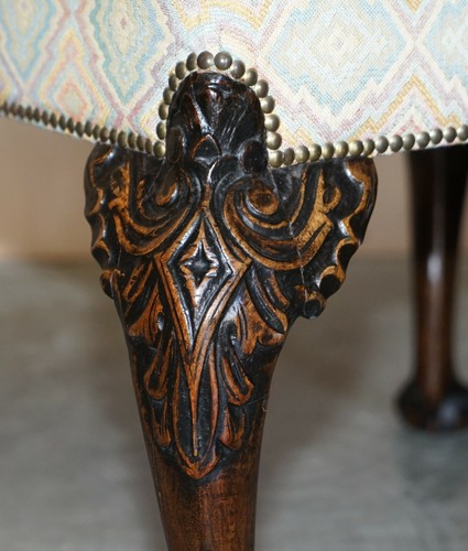 ANTIQUE 1 OF 2 18TH CENTURY CIRCA 1780 GEORGIAN CLAW & BALL CARVED WALNUT STOOLS - Picture 6 of 12