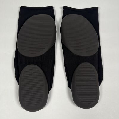 Yeezy Pod Black SIZE YZYPODBLK