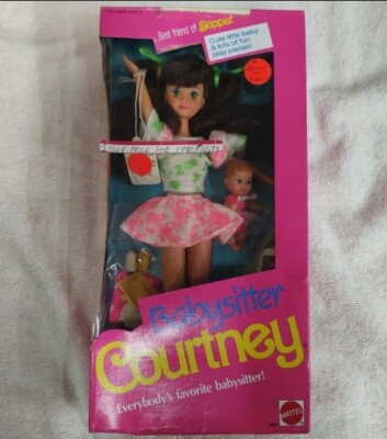 1990 BABYSITTER COURTNEY BARBIE DOLL W/ Baby Mattel 9434 Best