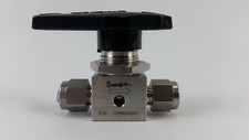 SWAGELOK STAINLESS STEEL VALVE SS-43VS4 APPLIED MATERIALS