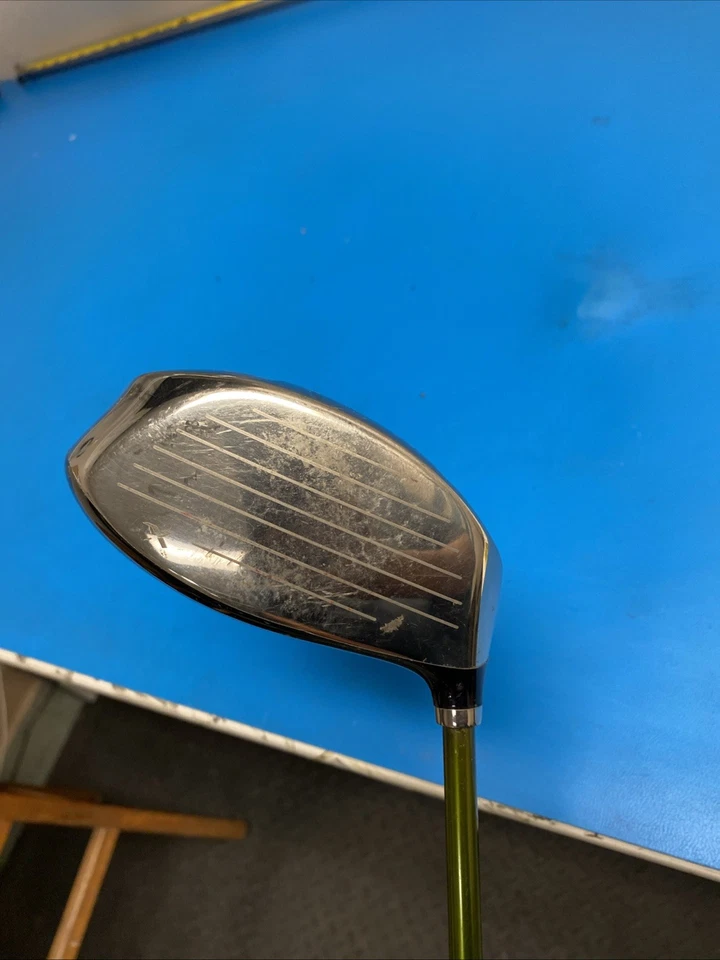 Tour Edge Exotics 10.5 Driver Left Handed - Image 4 of 4