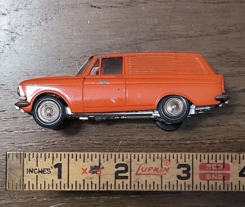 Mudelauto Moskvich 427. Moskva Olümpia. 1/43 (209144965