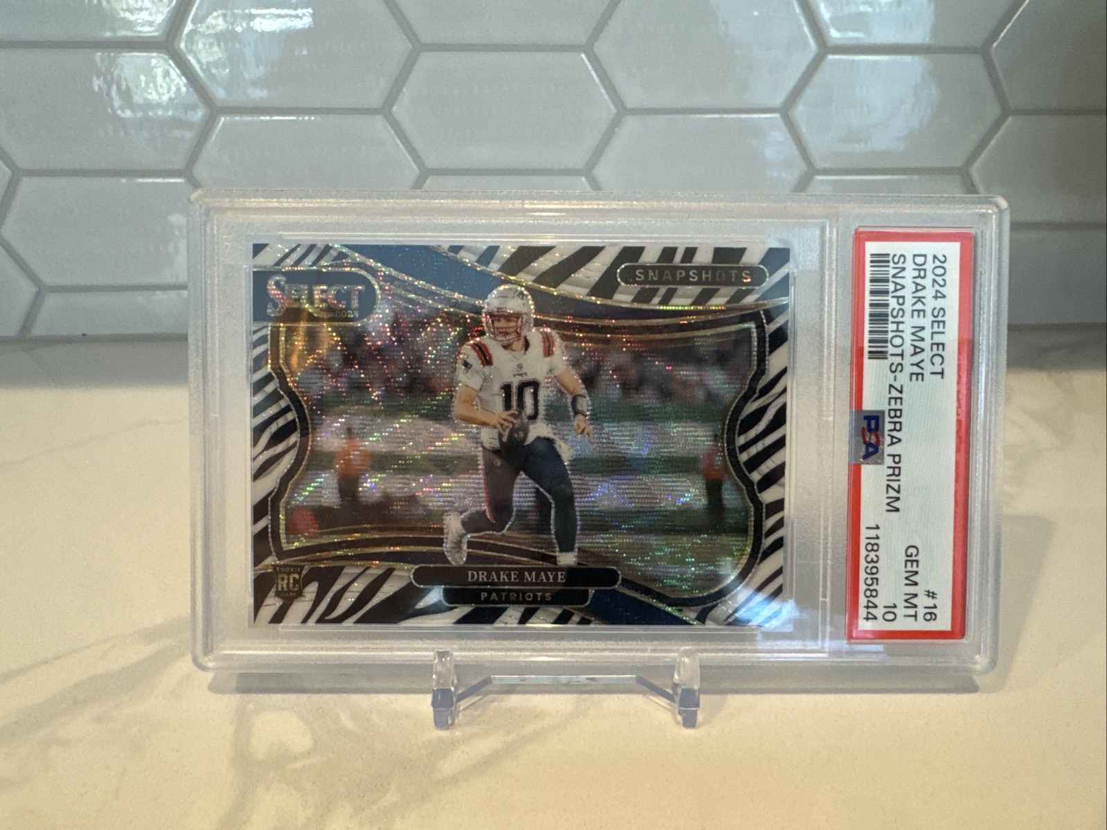 2024 PANINI SELECT SNAPSHOTS ZEBRA PRIZM #16 DRAKE MAYE ROOKIE RC PSA 10