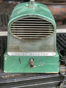Sears 1/2 HP Oilless Piston Paint Sprayer Model 106.151410. Working