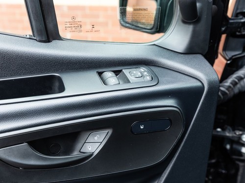 2025 Mercedes-Benz Sprinter 2500 Passenger 170 WB - Picture 6 of 31