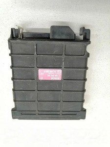 AUDI 80 Motorsteuergerät ECU 0280800188 1.80 Petrol 1990 17129644