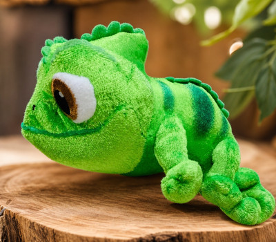Disney Parks Pascal Chameleon Plush Magnetic Shoulder Doll Tangled