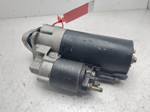 068911024G halter anlasser für VOLKSWAGEN PASSAT BERLINA (3B3) 9396813