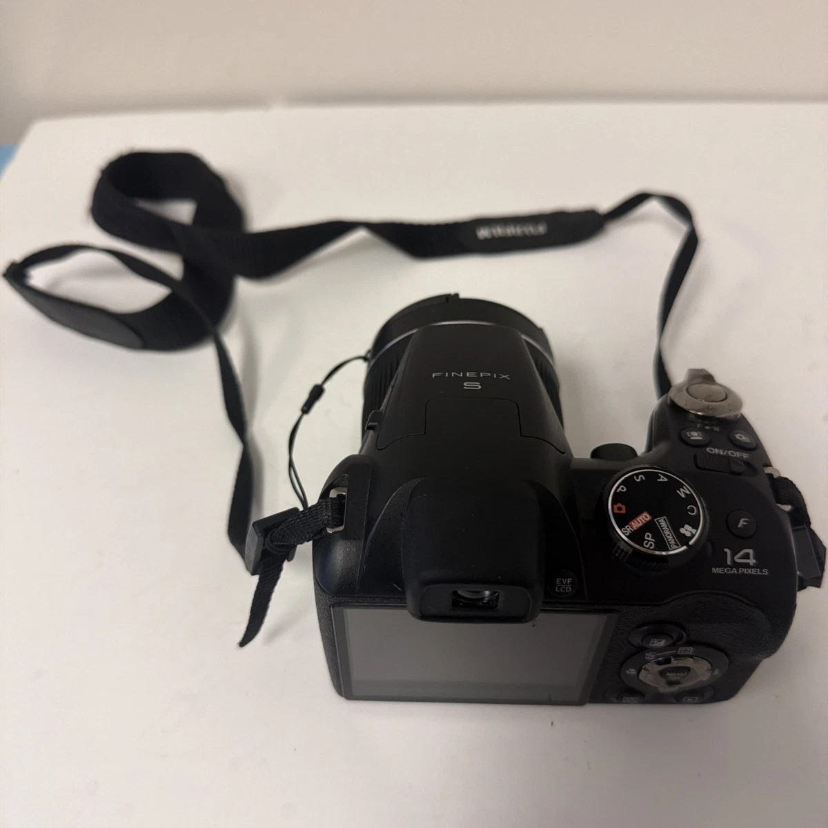 Fujifilm FinePix S Series 20-29.9x Optical Zoom Bridge Digital