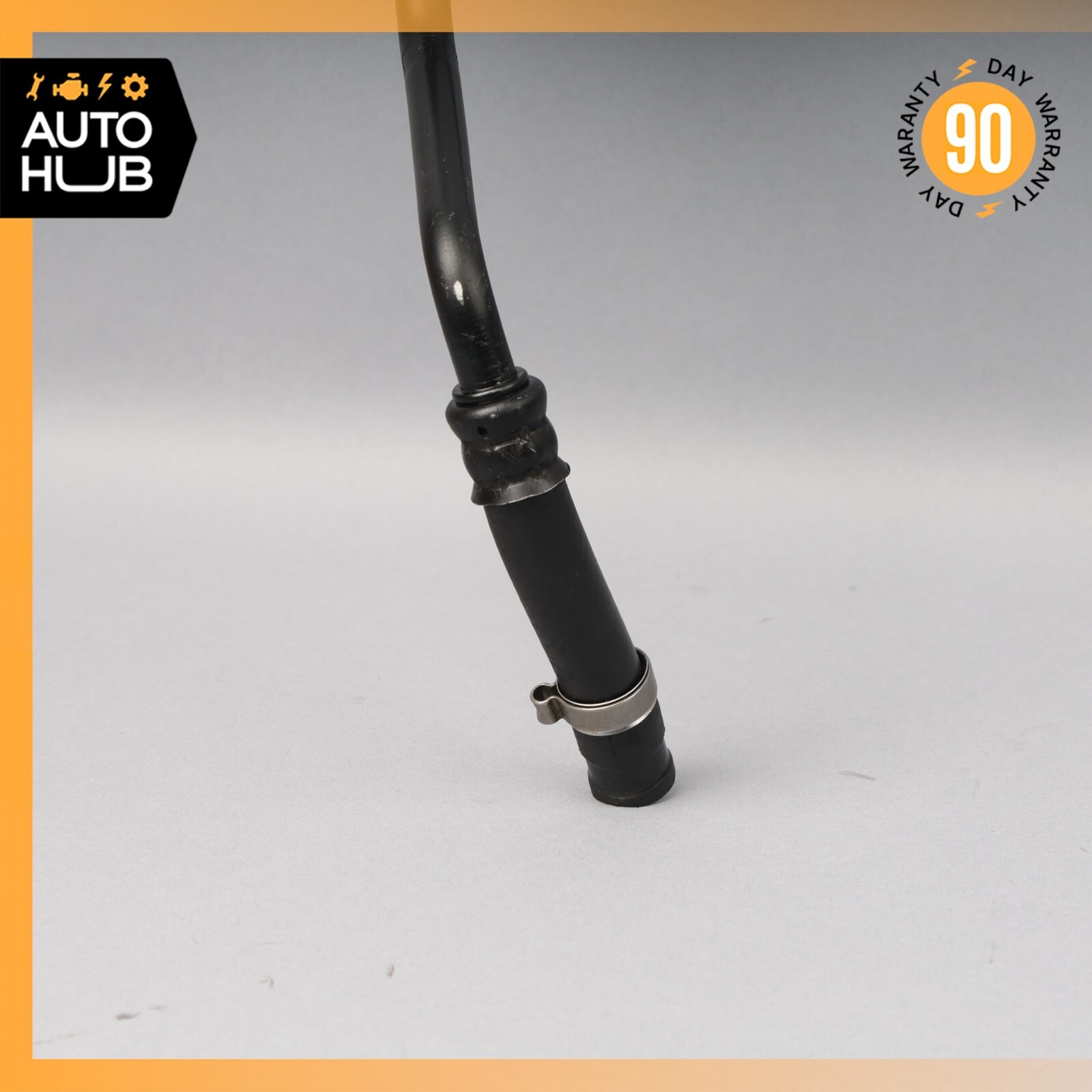 02-07 Maserati Spyder 4200 M138 Engine Head Covers Ventilation Hose Pipe OEM