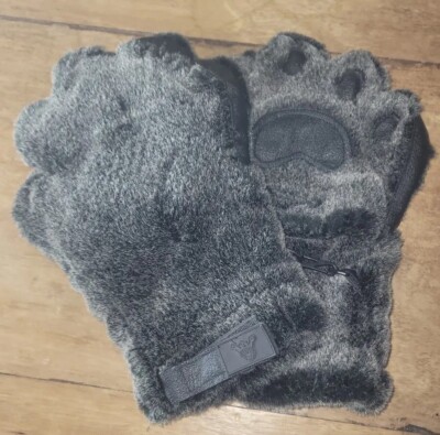 New Big Bear Hands Paw Mittens Thinsulate Gray Faux Fur M Gloves Unisex  Adults