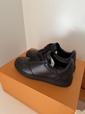 louis vuitton mens sneakers Rivoli lv4.5 38.5...