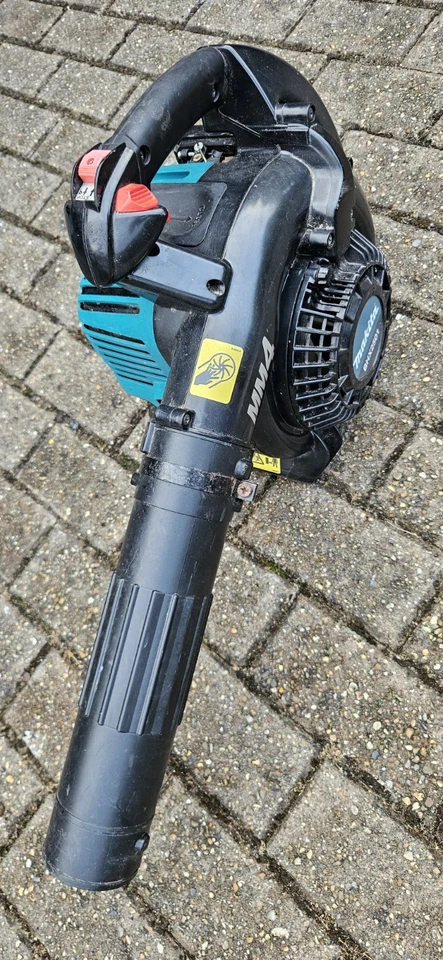 Makita BHX2501 Leaf Blower, 4 Stroke -  BREAKING FOR PARTS - Image 2 of 4