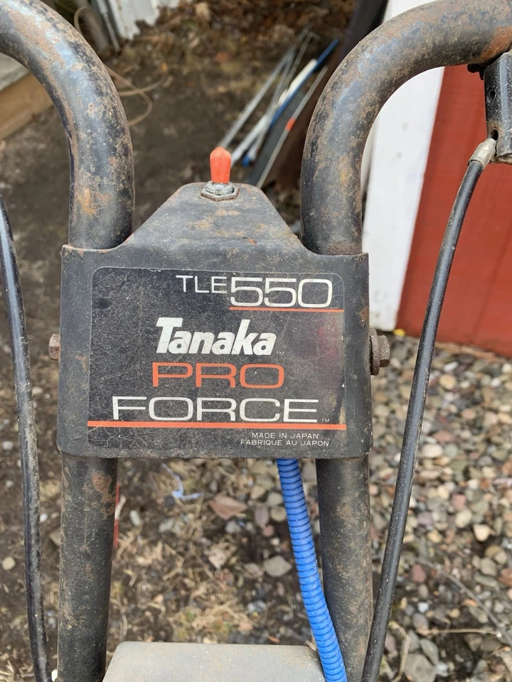 TANAKA TLE550 BORDEADORA Foto 2 de 4