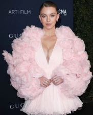 Sydney Sweeney Candid PHOTO (select size) 4x6 8x10 #051