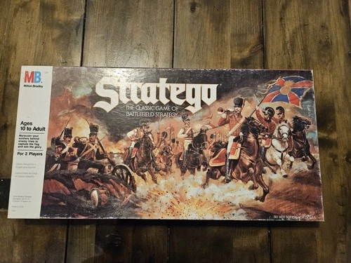 VTG.Stratego 1986 Board Game Milton Bradley Battlefield Strategy Complete #1245