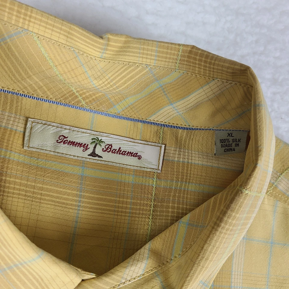 Camisa de vestir Tommy Bahama para hombre XL azul amarillo a cuadros 100 % seda abotonada Foto 4 de 4