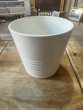 Cream Ceramic Plant Pot with Ribbed Indent Detail