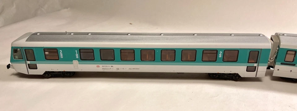 Märklin 3676 Diesel-Triebwagen BR 628.2 der DB weiß/türkis Digital gebr. b.l. - Bild 4 von 4