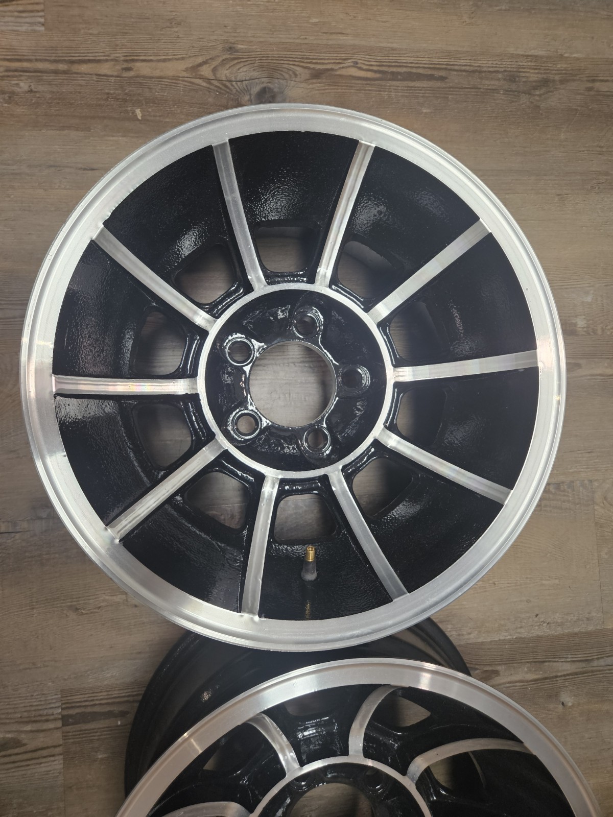 Chevrolet Corvette Wheels Set