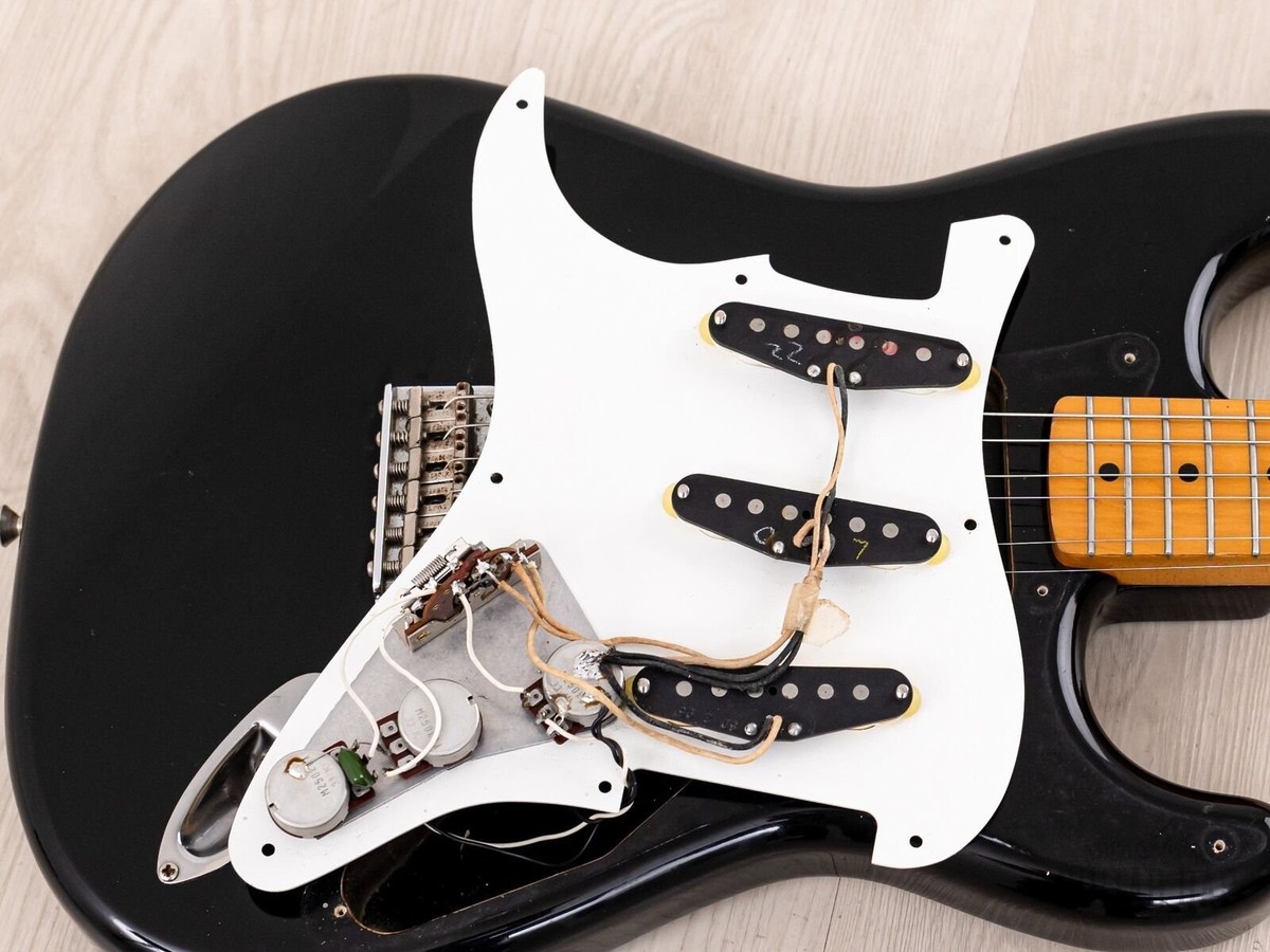 1983 Fender '57 Stratocaster JV ST57-85 Black w/ USA 1983 Fender '57 Stratocaster JV ST57-85 Black w/ USA