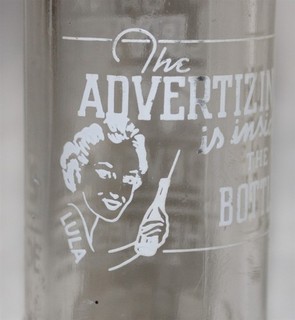 Almogordo New Mexico NM Crystal ACL painted soda bottle w picture of Lula 1946