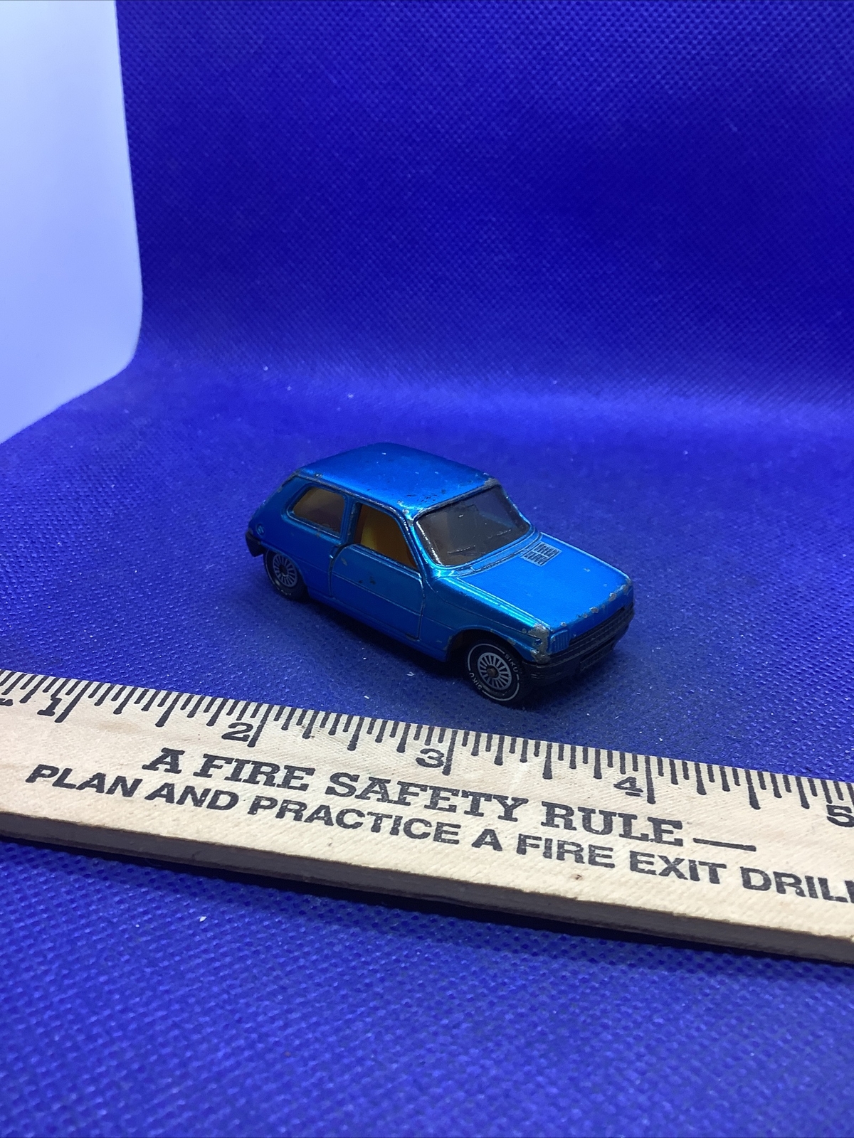 Picture 2 of 4