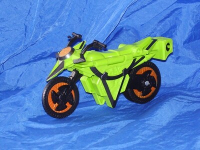 Mighty Morphin Power Rangers Mega Morph Cycle Converts to Hovercraft Bandi 2016