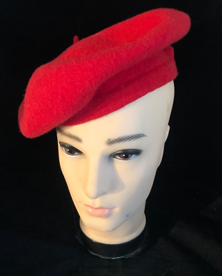 Red Beret vintage Saks Fifth Ave made in Italy | eBay display picture 3