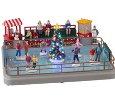 Lemax OUTDOOR SKATING RINK 19pc Holiday Villa...