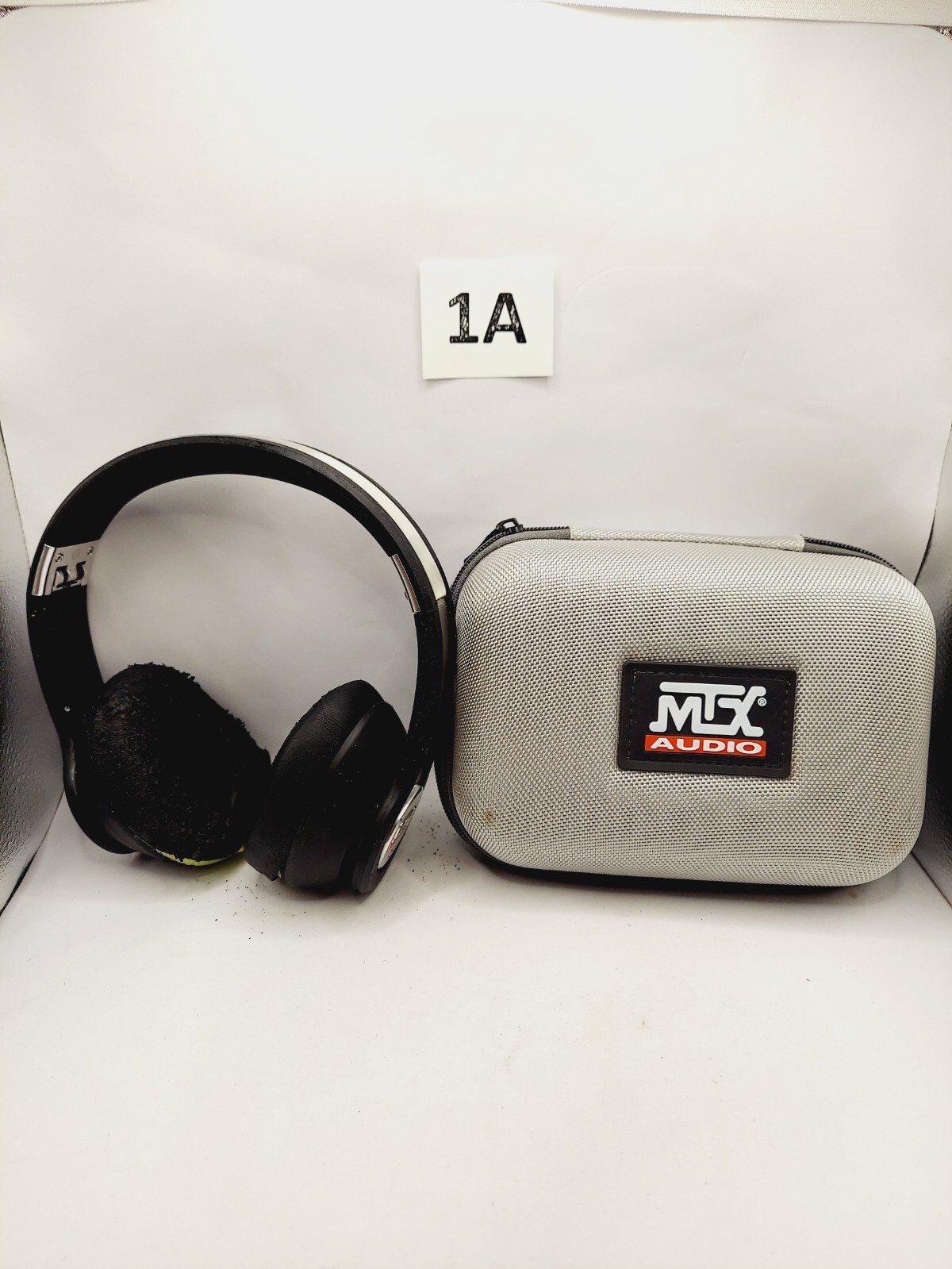 MTX Audio StreetAudio iX1 BLACK On Ear Headphones - Black - 
