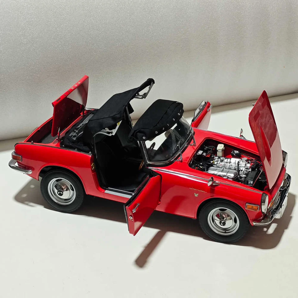 RARE 1/6 G & P S800M Convertible 1969 Diecast Model Car sound & light edition - Image 2 of 4