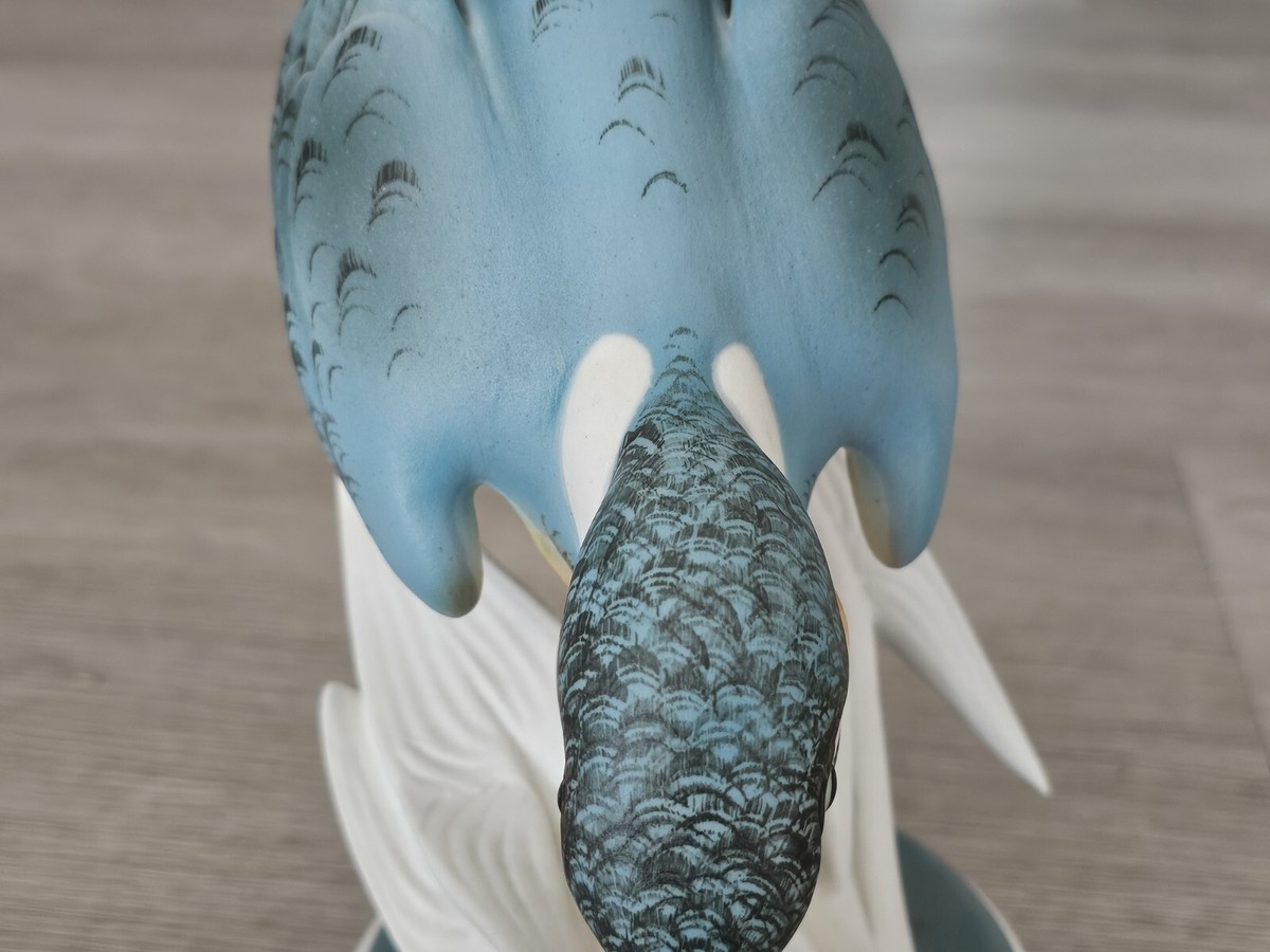 Royal Dux Bohemia Porcelain Kingfisher Bird Figurine 24444 7513