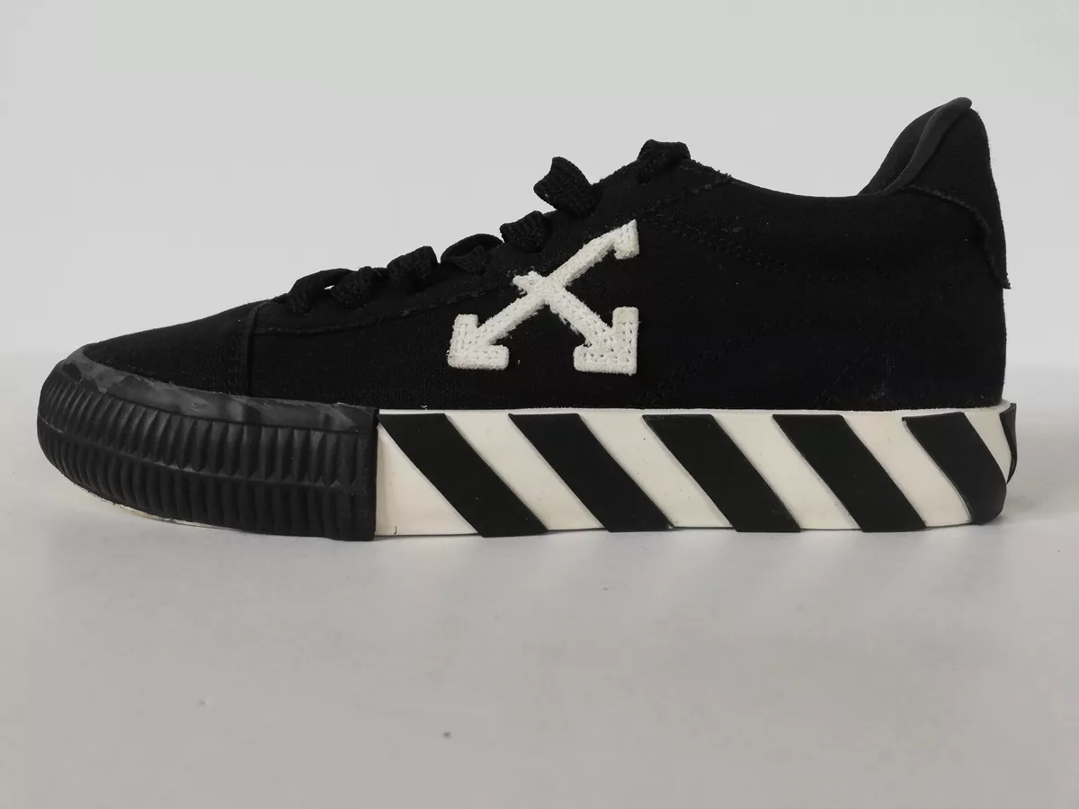 Off-White Virgil Abloh Low Vulcanized Canvas Black Sneakers Size