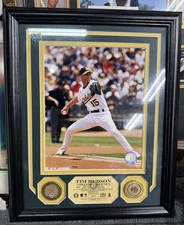 2004 Highland Mint Tim Hudson Lt Ed (54/500), Infield Dirt, 24kt Gold Medallion