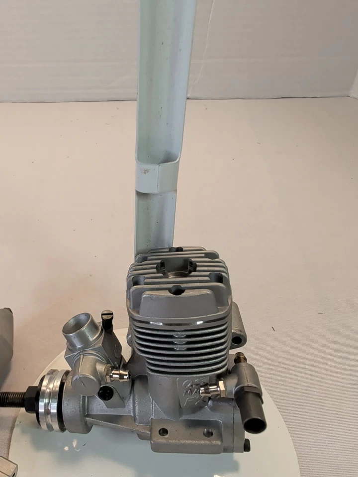 Motor OS - Motor OS max 25 FX RC - Caja abierta pero nuevo sin papeleo. Foto 4 de 4