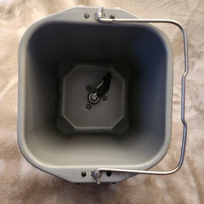Breadman Plus TR-600 TR-700 Bread Maker Replacement Pan & Paddle OEM - QwikShip!