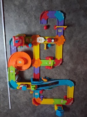 VTech - Tut Tut Baby Züge Flitzer Zug Set Bahnhof Schienen Sound Funktionen Zube