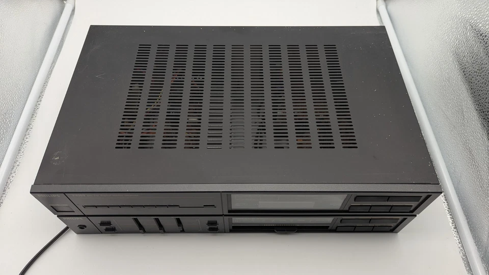 Philips FR153 AM-FM Digital Stereo Receiver - Bild 2 von 4