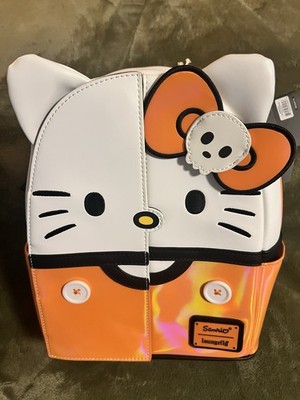 Sanrio Hello Kitty Skeleton Costume GITD Mini Backpack Loungefly NYCC Exclusive
