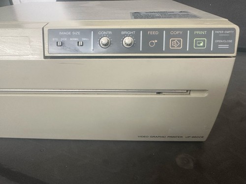 Sony UP-960CE Video Graphic Printer - Zdjęcie 3 z 5